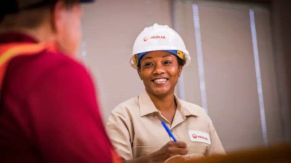 veolia worker