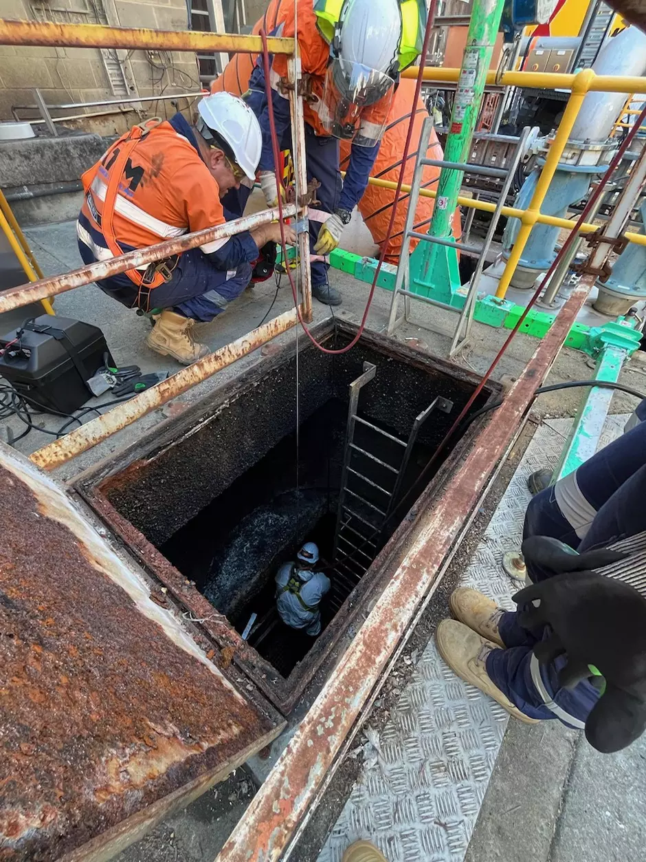 Maintenance hole assessment